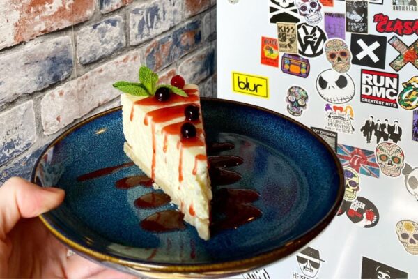 cheesecake at the Burlam Bear