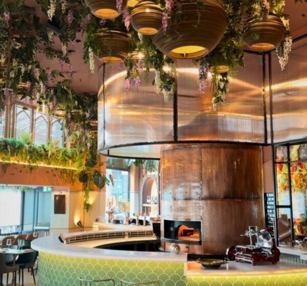 Copper pizza oven in Bazaar restaurant