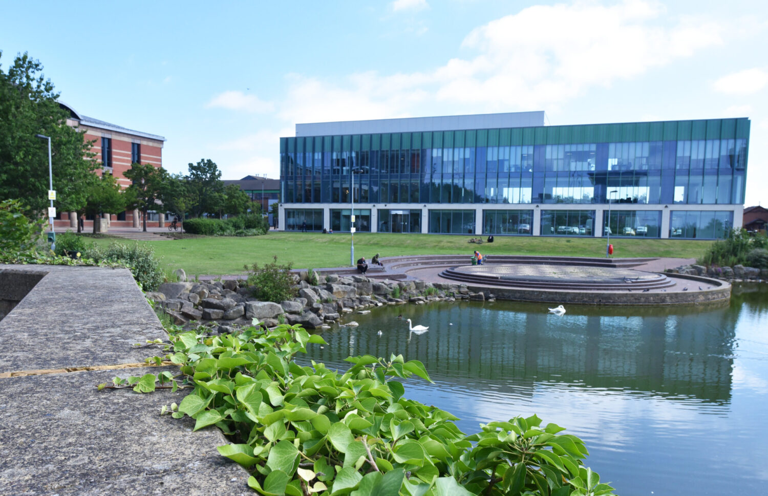 Centre Square pond and raised area